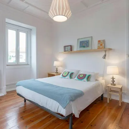 Spacious With Seaview In * Foz do Arelho