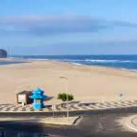 Βίλα Spacious With Seaview In *