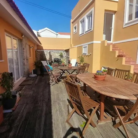 Βίλα Spacious With Seaview In